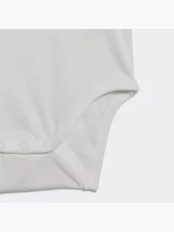 Adidas Gift Set — Body Mit Lätzchen (Genderneutral) 8 Adidas Gift Set — Body Mit Lätzchen (Genderneutral) -Sportbekleidung 8012 HR5888 P2